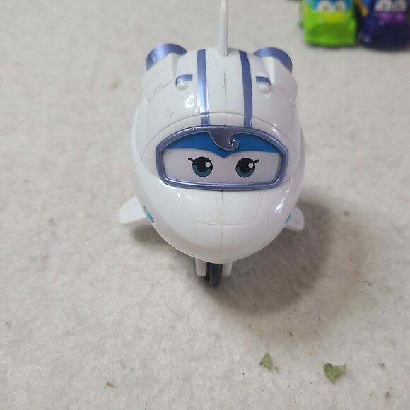 Lot Of (8) JOYIN Pull Back City Cars and Trucks Toy Vehicles Set (W/Eyes) - Picture 4 of 16